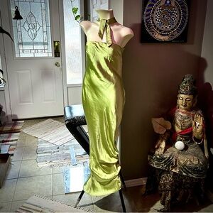 *NEW Slinky Green Dress